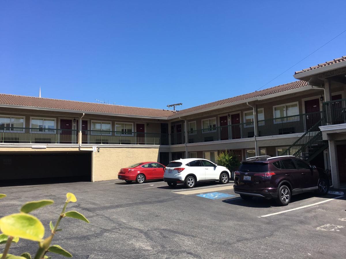 Royal Palace Inn Daly City Exterior photo